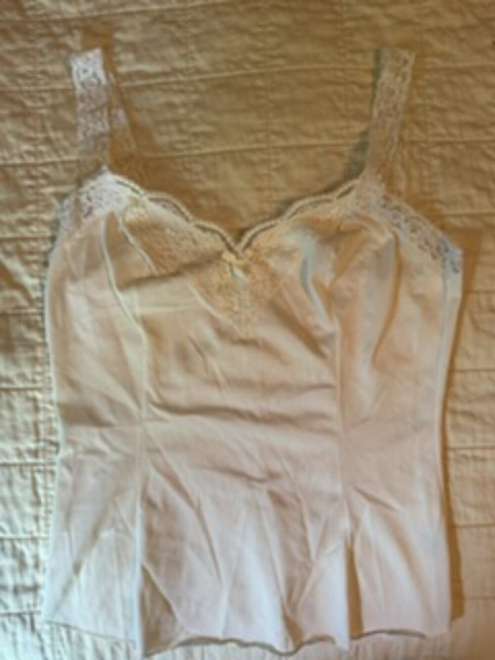 VINTAGE OLGA Lace trimmed Camisole